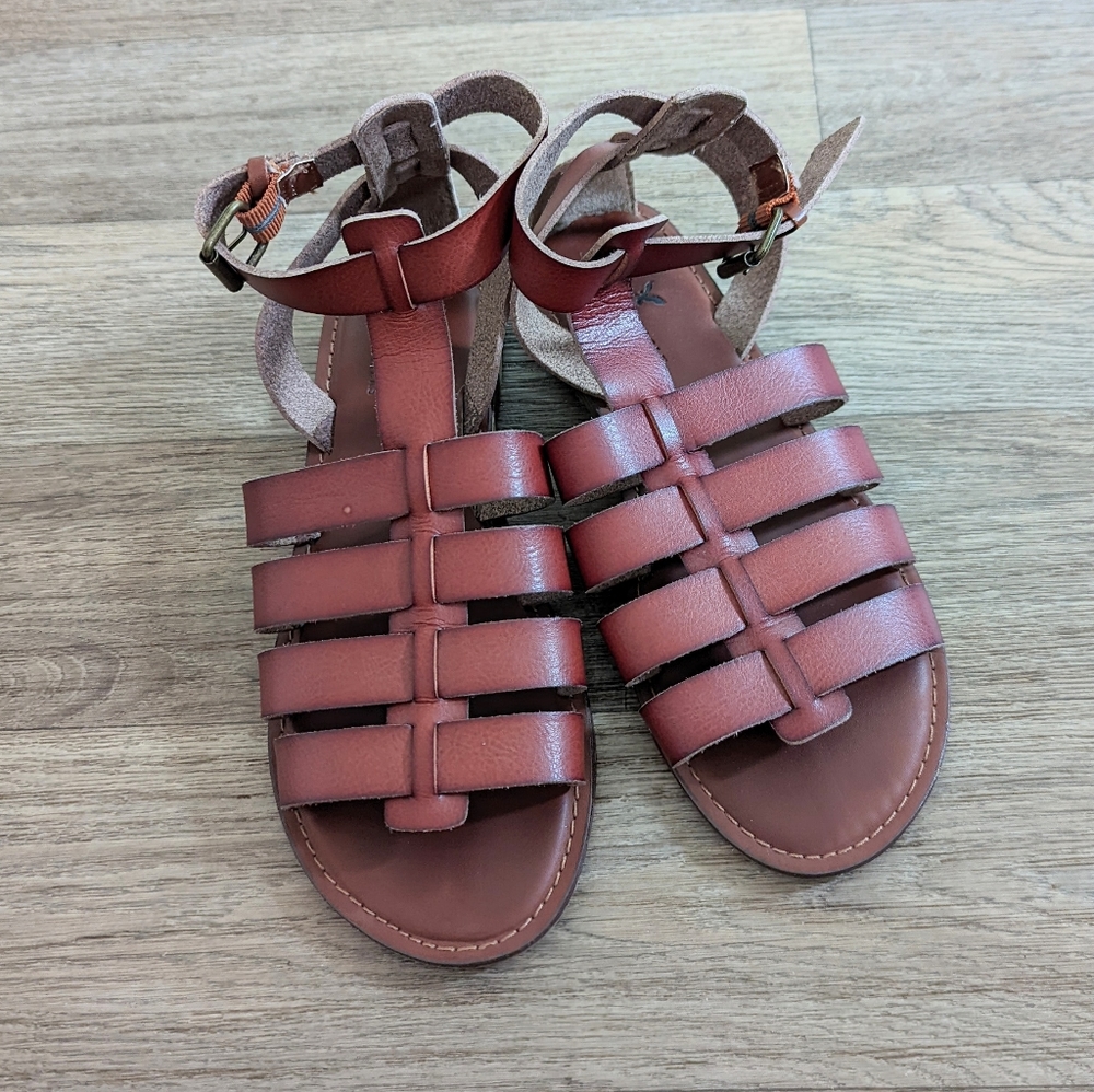 American Eagle Fisherman Strappy Cognac Sandal Size 7